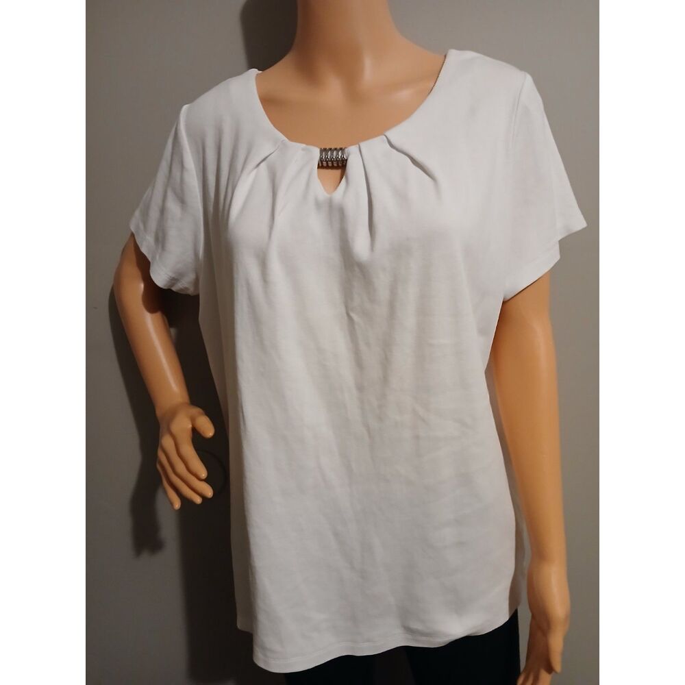 Ladies Rafaella top.